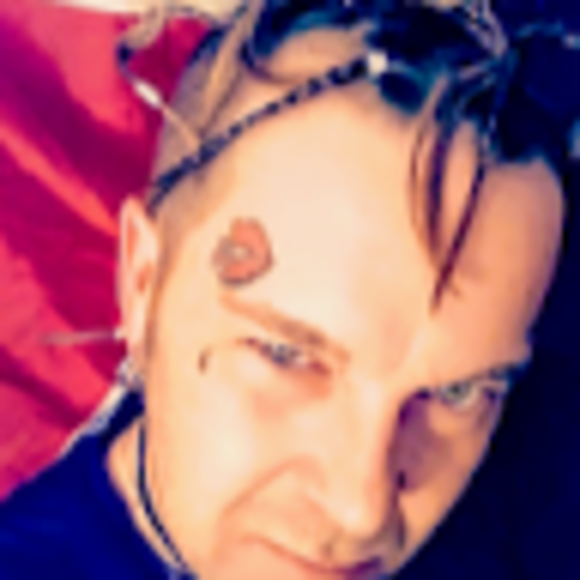 Profile Picture of Bobby aka djse3k Frazier (@bobbybandz7074) on Poshmark