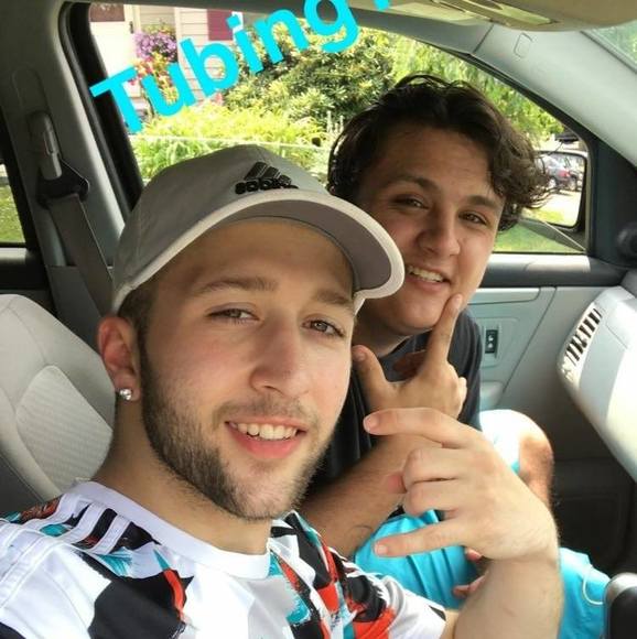 Profile Picture of Matthew Canelli (@kazonman) on Poshmark