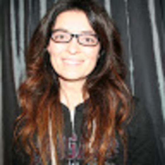Profile Picture of Christina Backus (@christinamb74) on Poshmark