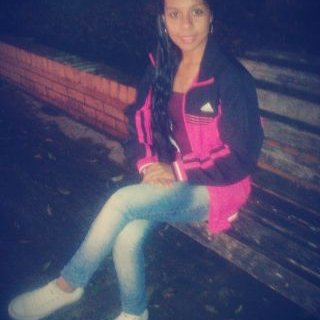 Profile Picture of Claudia Muñoz (@claudia1996marc) on Twitter