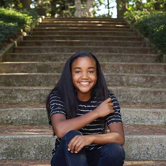 Profile Picture of Alex Petit (@alex_p2) on Poshmark