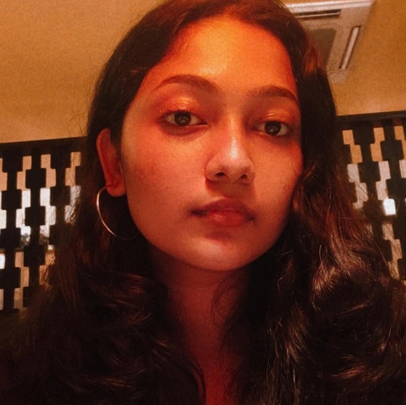 Profile Picture of Abhirupa Sen (@abhirupasen) on Poshmark