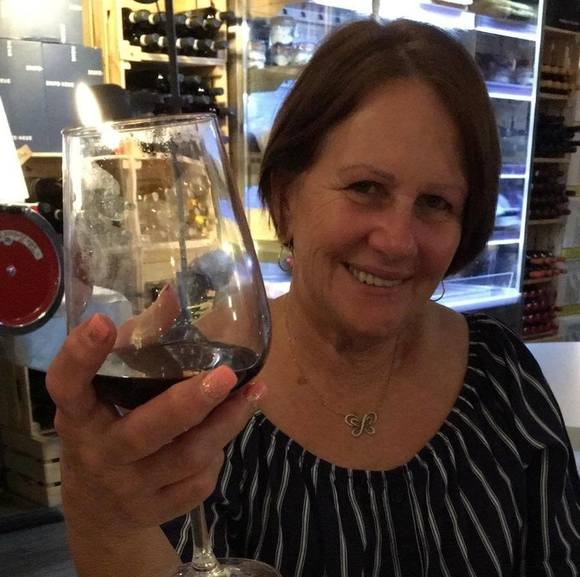 Profile Picture of Margarita Ribas (@ribasmargarita) on Poshmark