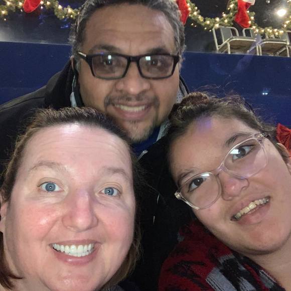 Profile Picture of Mary Cordova (@mjlcordova) on Poshmark