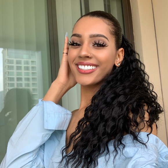 Profile Picture of Christine Obanor (@christineobanor) on Poshmark