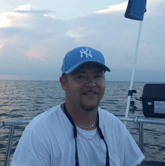 Profile Picture of Jeremy Smith (@jeremysmith369) on Poshmark