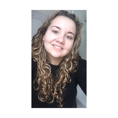 Profile Picture of Alice ✌ (@AliceGrace5) on Twitter