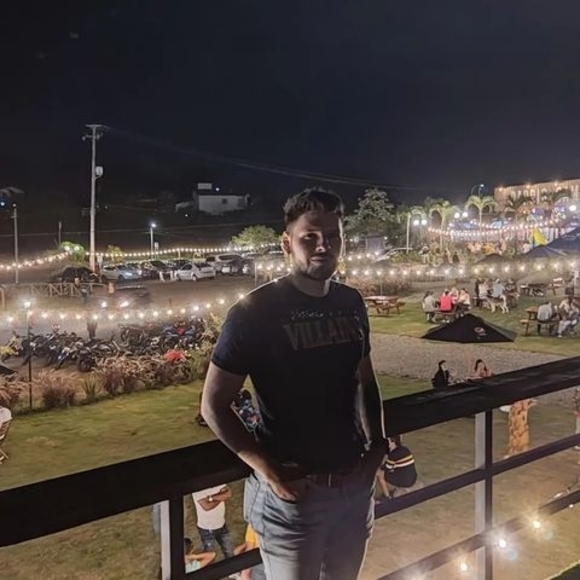 Miguel Carreño - Poshmark Profile Picture of Miguel Carreño (@miancaja98) on Poshmark