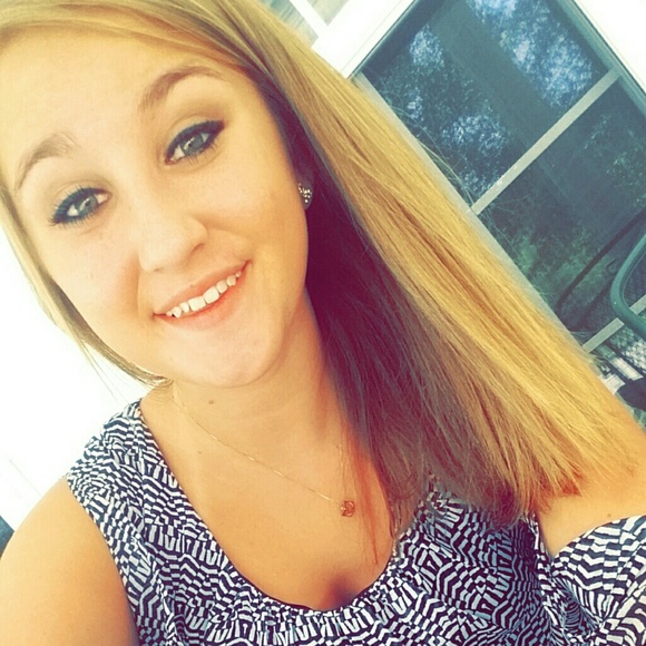 Profile Picture of Ashlie Mcdaniel (@ashliemm13) on Poshmark