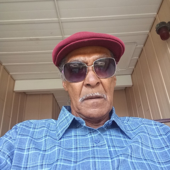 Profile Picture of Nathan Alston (@alstonnathan35) on Poshmark