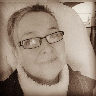 Profile Picture of Debbie Gould Megan,(firbofighter) 🌈 🌈 (@megan_debbie) on Twitter