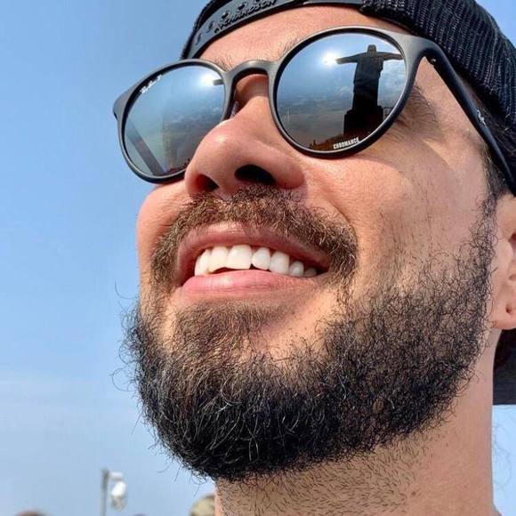Profile Picture of Michael Desouza (@mgousa) on Poshmark