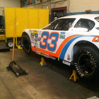 Profile Picture of Andrew Downey (@Wheelz_77) on Twitter