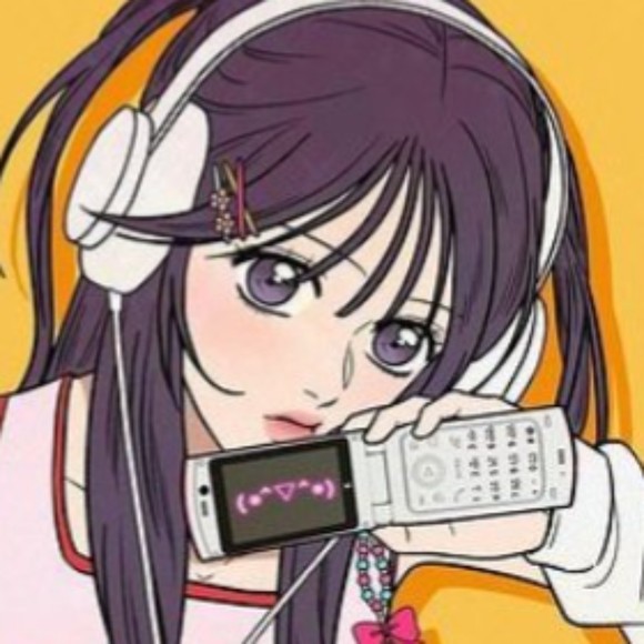 Profile Picture of Angelina Roznowski (@yogurtshake) on Poshmark