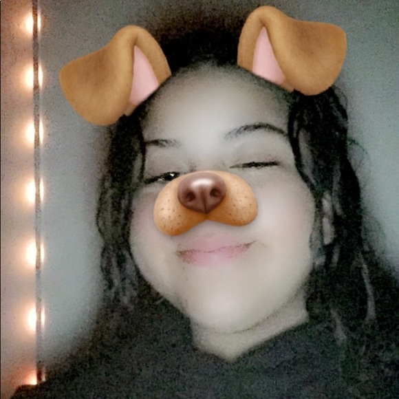 Profile Picture of Lillian Hughes (@lillianhughes) on Poshmark