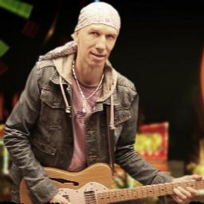 Profile Picture of George Summer (@GregaSamar) on Twitter