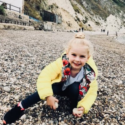 Profile Picture of Hayley Wallace (@Roisinhayley) on Twitter