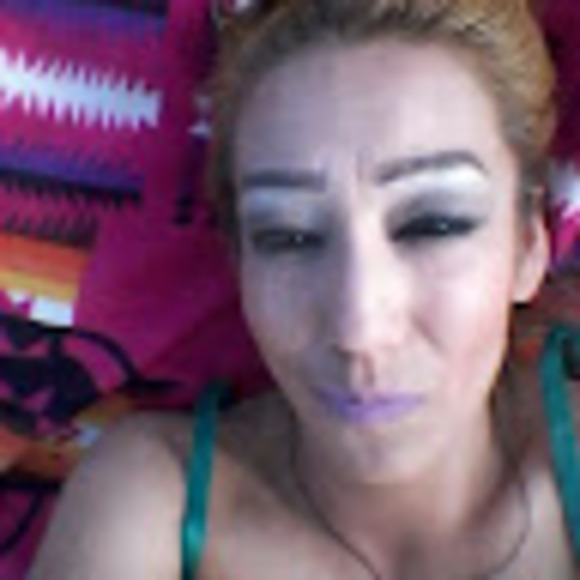 Profile Picture of Tamara Bird (@tamaraleebird) on Poshmark