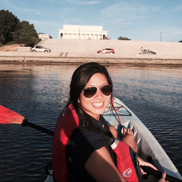 Profile Picture of Hannah Fann (@hfann) on Poshmark