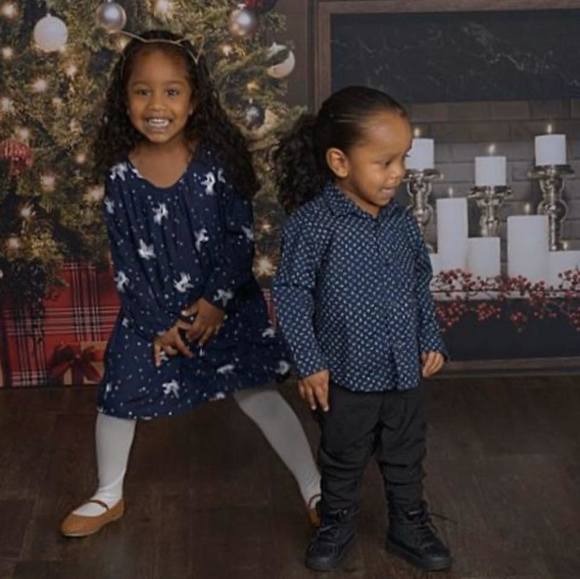 Profile Picture of Melanie Matson (@chic13ht) on Poshmark