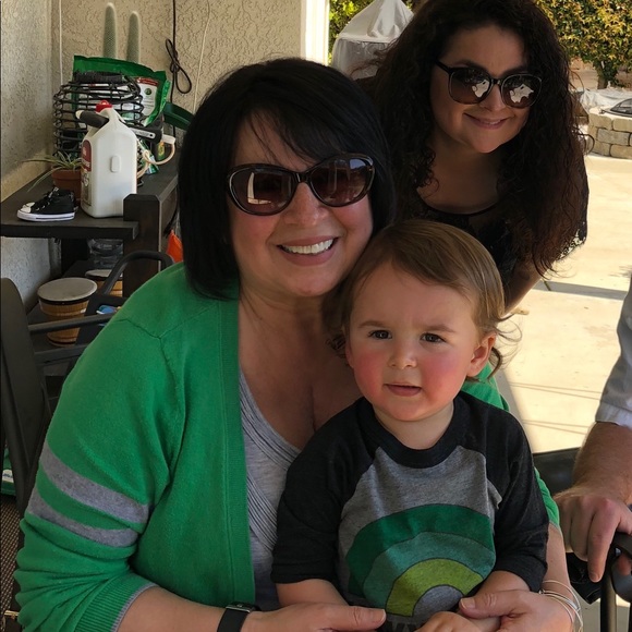 Profile Picture of Barbara James (@harmony48) on Poshmark