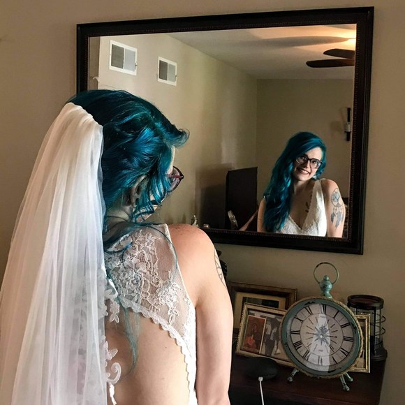 Profile Picture of Erica Funderburke (@party10poison) on Poshmark