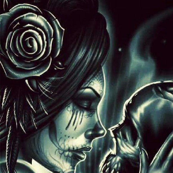 Melissa Ryburn - Poshmark Profile Picture of Melissa Ryburn (@mryburn1980) on Poshmark