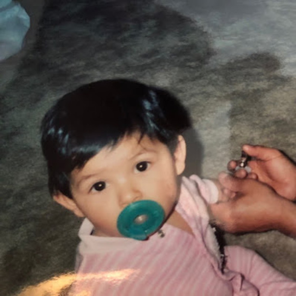 Profile Picture of Ivy Torres (@bigbankuuchies) on Poshmark