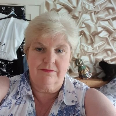 Profile Picture of Linda Hendley (@LindaHendley5) on Twitter