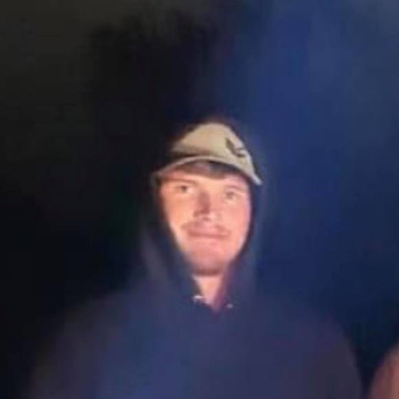 Profile Picture of Brent Craig (@craig6412) on Poshmark