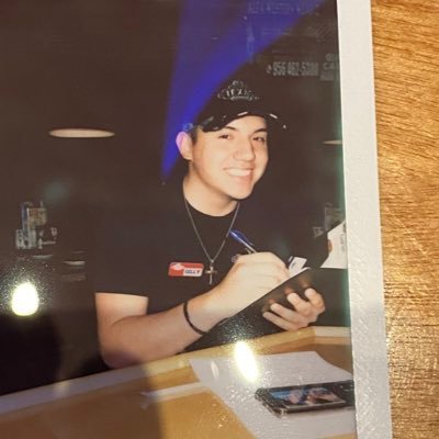 Profile Picture of Gilbert Rodriguez (@gilbertoe31) on Twitter