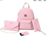 Profile Picture of Кошельки👛Сумки👜 (@sumochki_sklad_bishkek) on Instagram