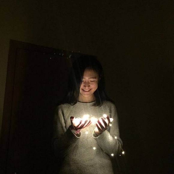 Profile Picture of Wendy Zhu (@1197733854) on Poshmark