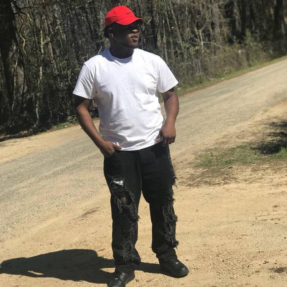 Profile Picture of Jonathan Lacey (@jlacey657) on Poshmark