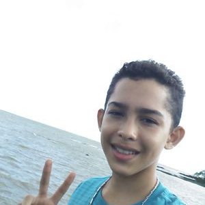 Profile Picture of Jesse Neves (@JesseNeves5) on Twitter