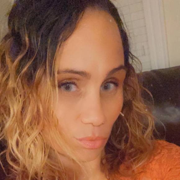 Profile Picture of Muñeca Muñeca (@sonia1975327) on Poshmark