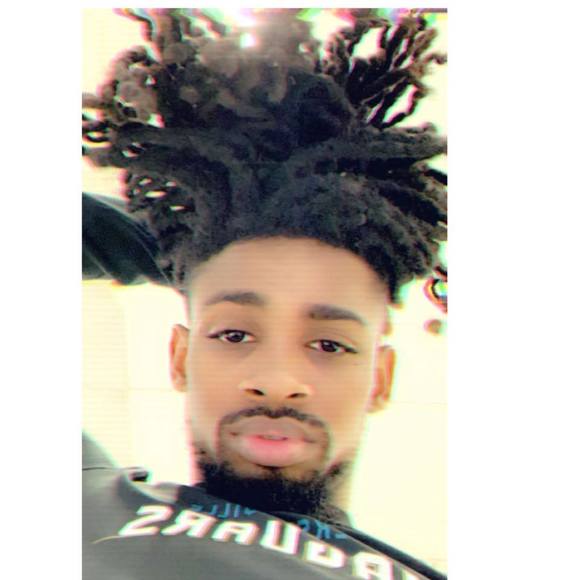 Aasim Aaqil - Poshmark Profile Picture of Aasim Aaqil (@denzeldennis6) on Poshmark