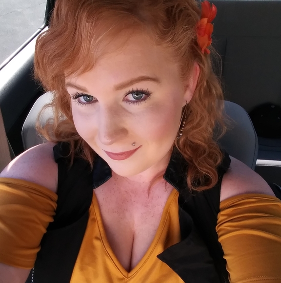 Shawna Fagan - Poshmark Profile Picture of Shawna Fagan (@shawnafagan18) on Poshmark