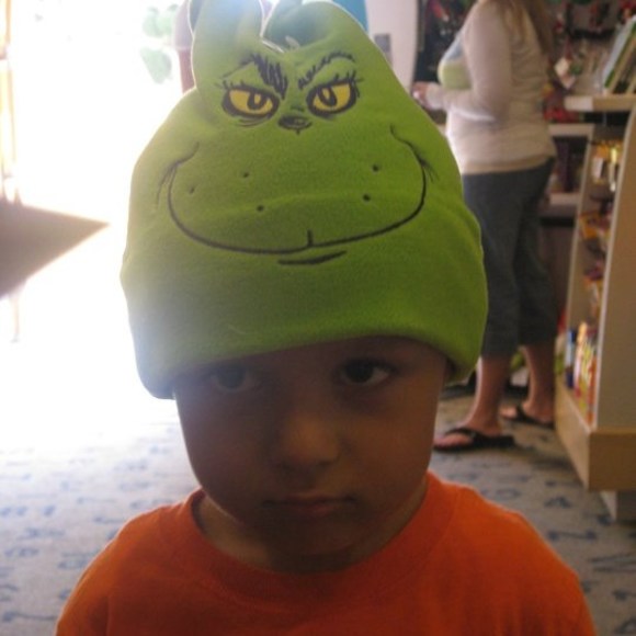 Profile Picture of Aaron Olivas (@aaronolivasaa) on Poshmark