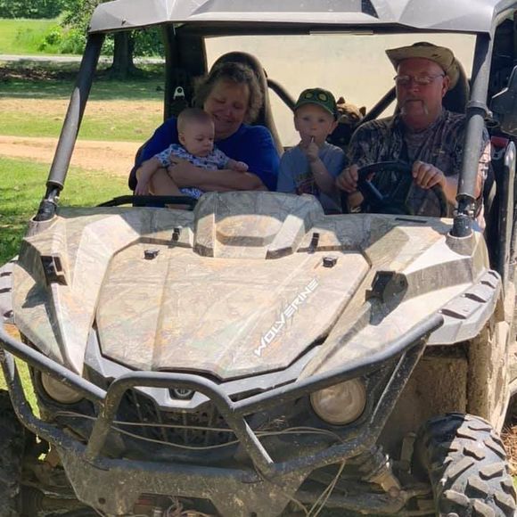 Profile Picture of Janie Grice (@sunshinegrice) on Poshmark