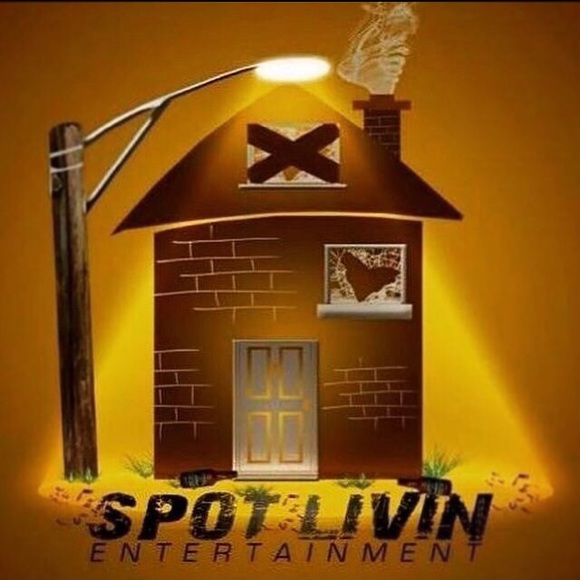 Profile Picture of Frank Allen (@king_7656) on Poshmark