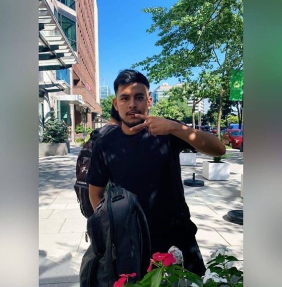 Profile Picture of Omar Gatica (@omargatica) on Poshmark