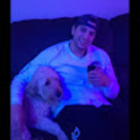 Profile Picture of Mark Pesce (@pescemark25) on Poshmark