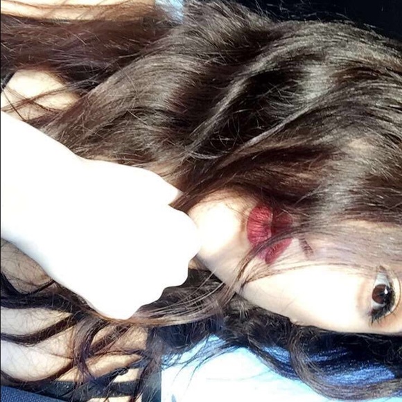 Profile Picture of Justine Sampsel (@jaysamps) on Poshmark
