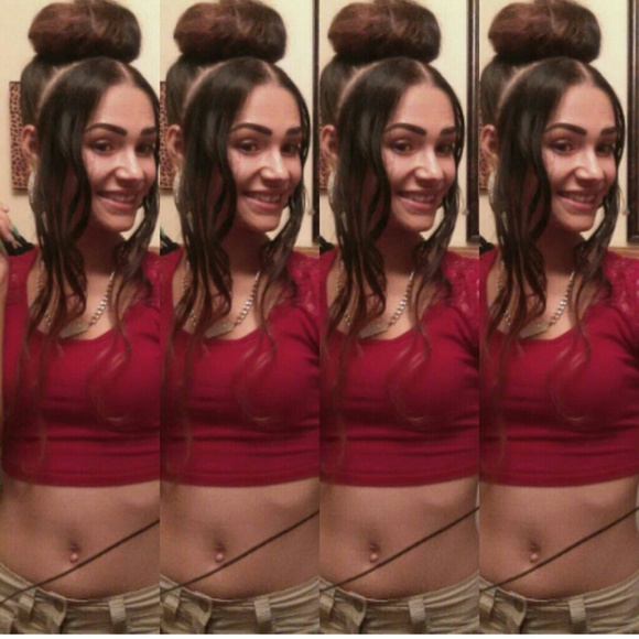 Nikkita Buschur - Poshmark Profile Picture of Nikkita Buschur (@nikkita2015) on Poshmark