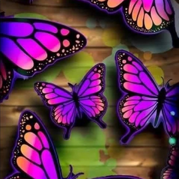 Profile Picture of Shari Dickstein (@crslacd) on Poshmark