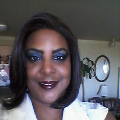 Profile Picture of Kristi Pearson (@kriskris1965) on Twitter