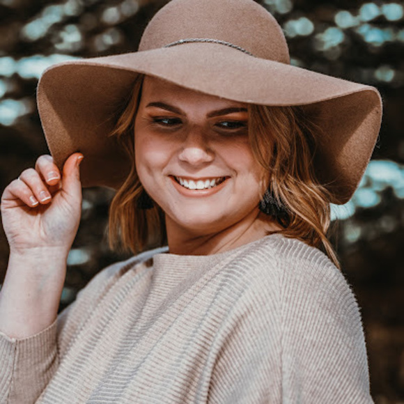 Profile Picture of Randi Grody (@randigrody) on Poshmark