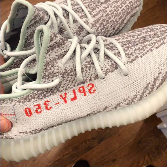 Profile Picture of Zach Weinberger (@zachweinberger) on Poshmark