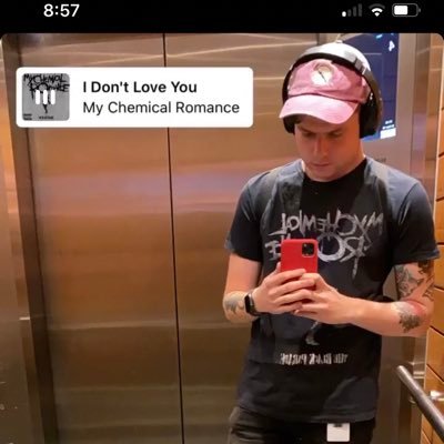 Profile Picture of Tom Wakefield (@Wakatom) on Twitter